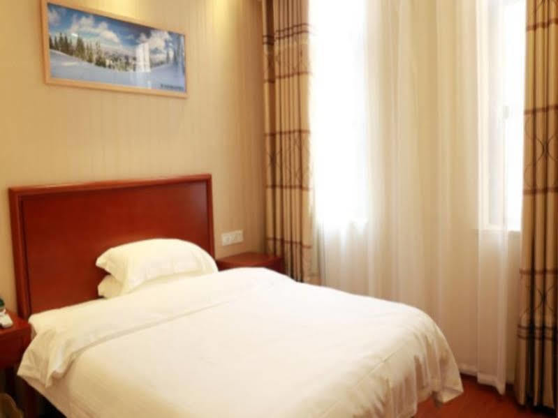 Greentree Inn Jiangsu Suqian Yiwu Business Center Fukang Avenue Express Hotel Exterior photo